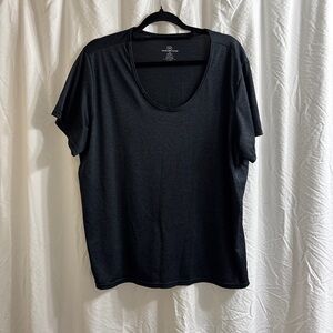 Real Essentials Athletic Top. Size 2X.